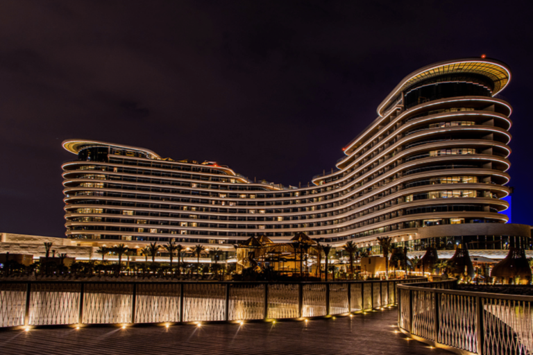 Layali Lusail: A Unique Iftar and Suhoor Experience at Waldorf Astoria Doha Lusail
