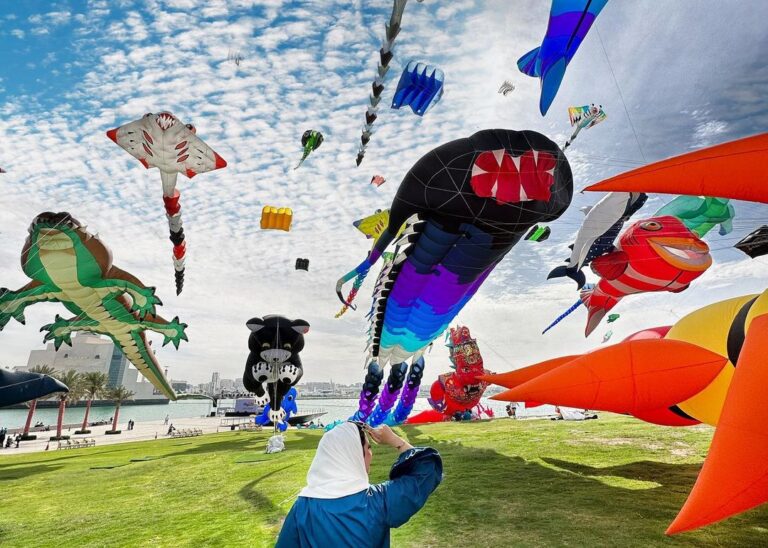 WORLD’S FAMOUS LANDART MASTER SAYPE JOINS VISIT QATAR KITE FESTIVAL