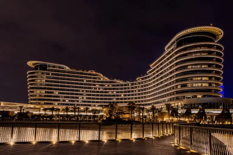 Layali Lusail: A Unique Iftar and Suhoor Experience at Waldorf Astoria Doha Lusail