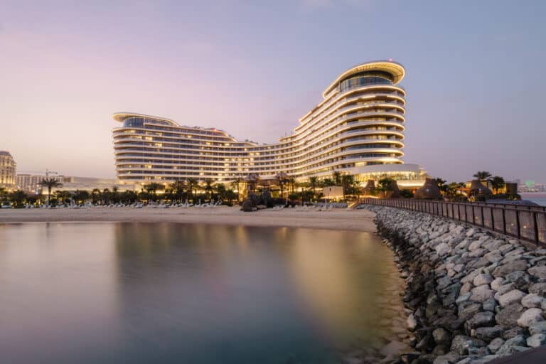 Celebrate the season: Waldorf Astoria Doha Lusail and Swarovski Reveal a Gold & Silver Themed Afternoon