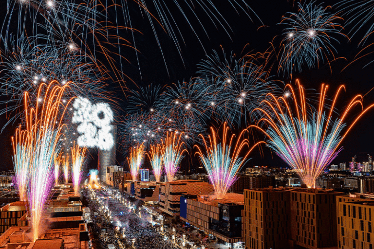 Over 250,000 People Watch Qatar’s Largest Fireworks Display at Lusail Boulevard Over 250,000 People Watch Qatar’s Largest Fireworks Display at Lusail Boulevard