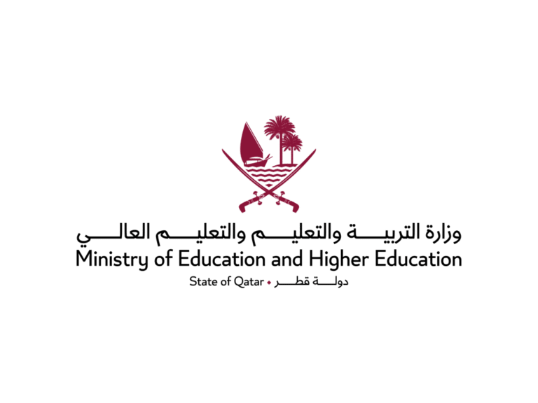 The Ministry of Education and Higher Education issues the first official identification card for licensed tutoring teachers.